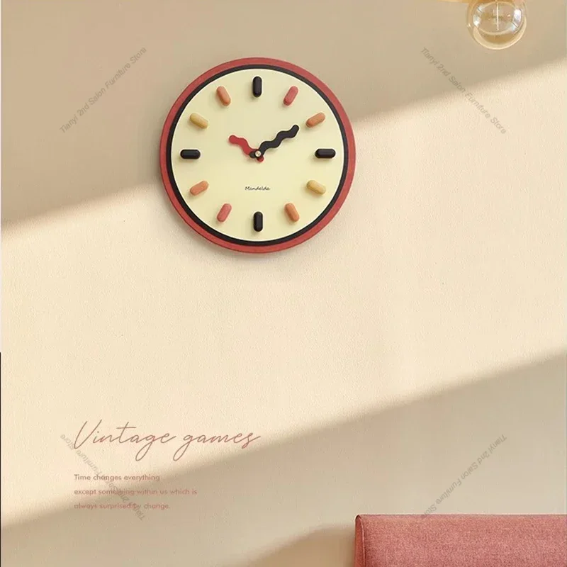 Luxury Lifestyle Living - Zegary ścienne w kremowym stylu do